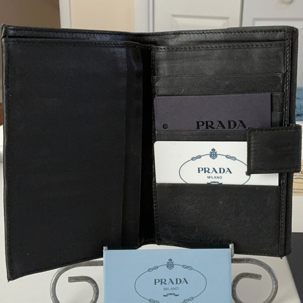 PRADA Authentic Black Nylon &  Leather Wallet w/COA, Unbranded Gunmetal  Chain - Picture 5 of 12